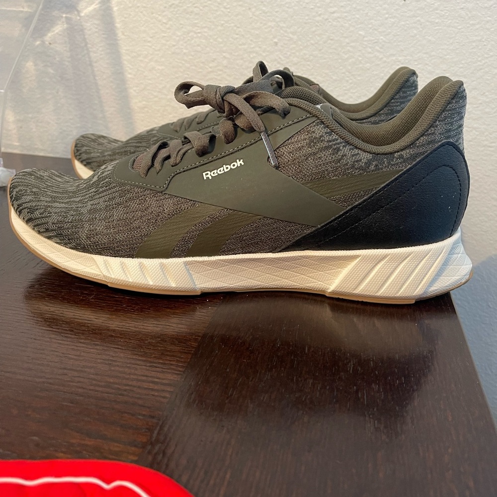 Reebok Unisex-Adult Lite Plus 2.0 Cross Trainer - Green Color Size 12.5